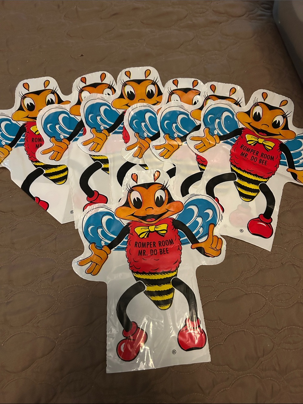 7 Romper Room Mr. Do Bee Party hand, puppets - Red, Yellow & Blue